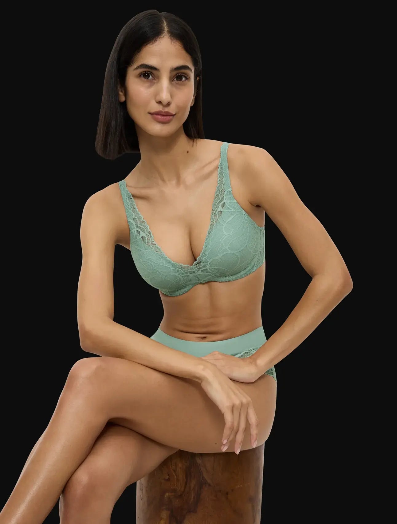 Triumph PUSH-UP BH - Body Make-Up Illusion Lace WP - Misty Turquoise